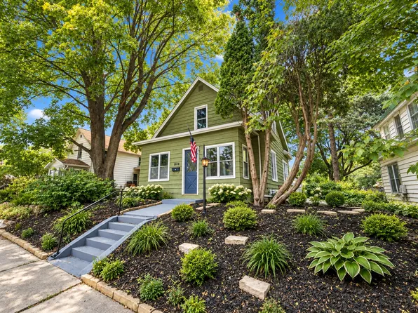 3010 Vincent Ave N, Minneapolis, MN 55411