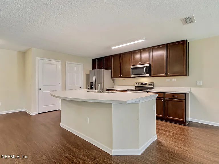 11168 Watkins Ct — Photo 12