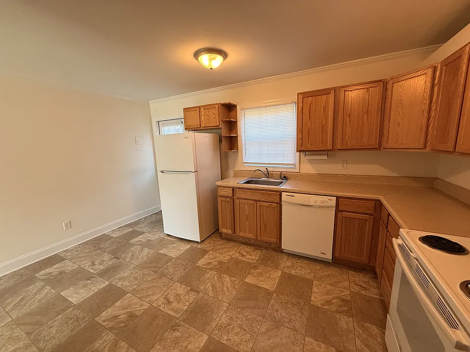 311 Jones Ave