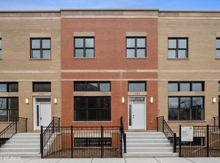 241 E 33rd St, Chicago, IL 60616