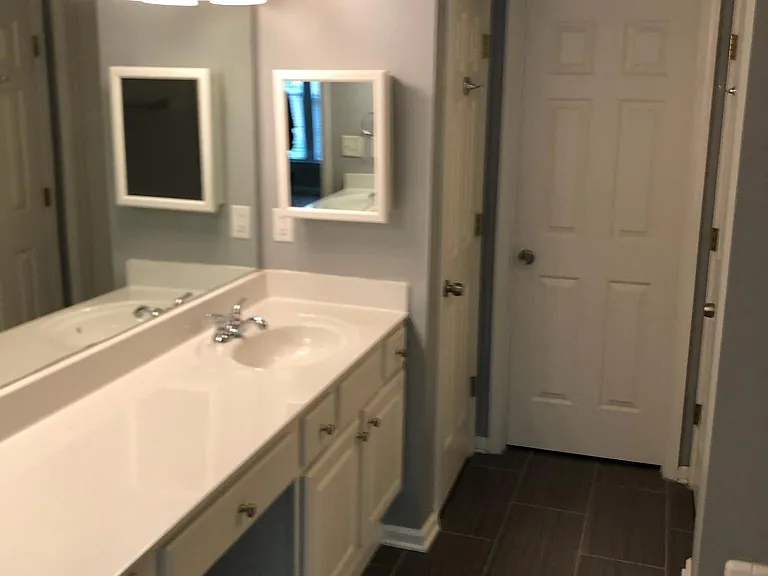 235 Regent Sq — Photo 15