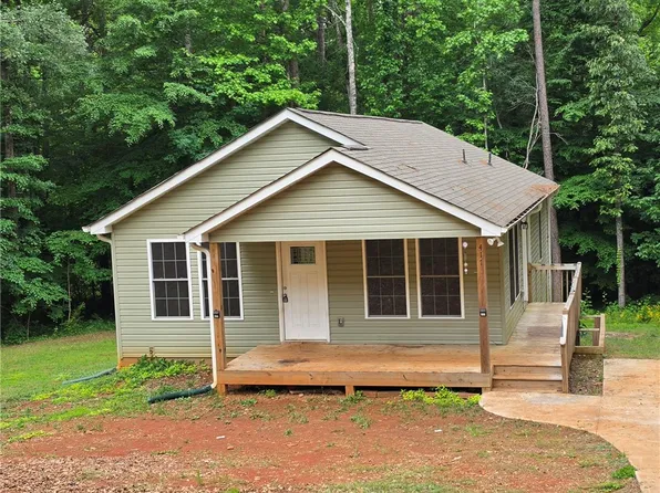 417 Forest Acres Cir, Walhalla, SC 29691