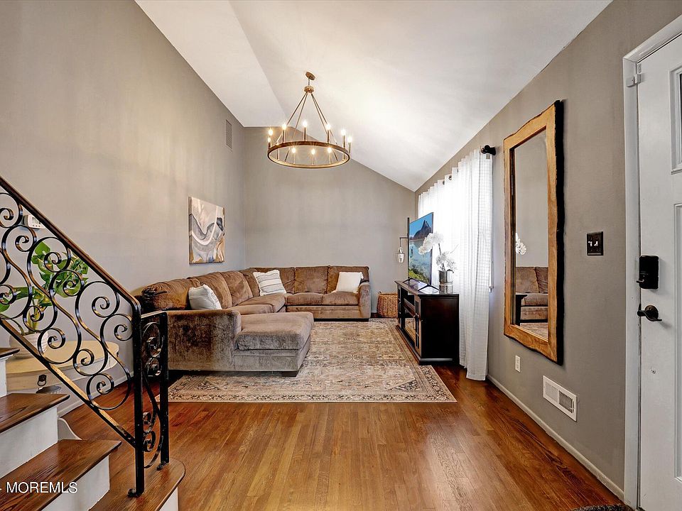 27 Chestnut Ridge Road, Holmdel, NJ 07733 Zillow