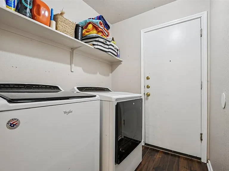 3308 Ross Cv — Photo 27