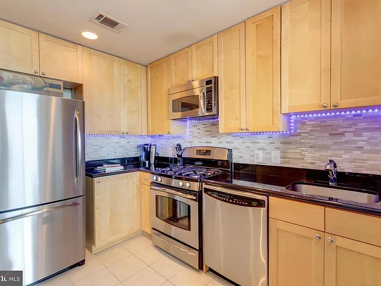 3600 Glebe Rd #921 — Photo 2