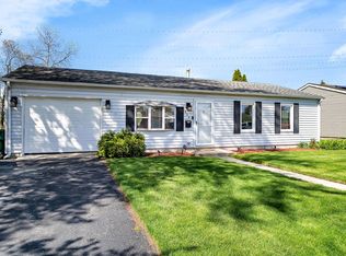 628 Montrose Dr, Romeoville, IL 60446