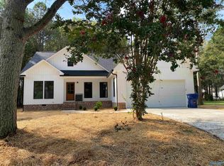 130 Pierce Rd, Albertville, AL 35951