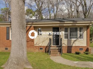 4200 Rochelle Ln, Charlotte, NC 28208