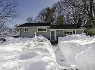 280 Ridgewood Dr, Norwood, MA 02062