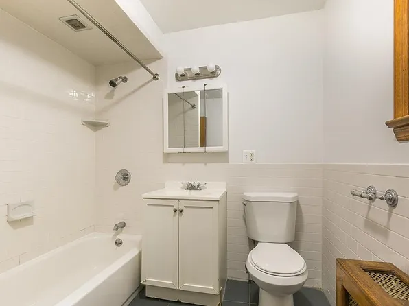 81 East 24th Street image 17 of 40