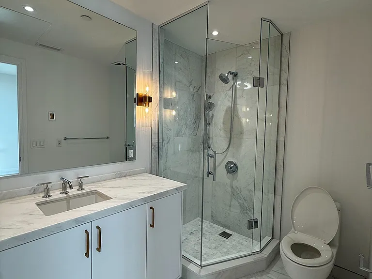 505 Glencairn Ave #203 — Photo 18