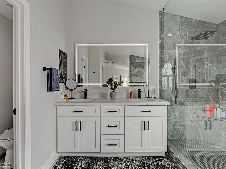 5429 Painted Sunrise Dr — Photo 34