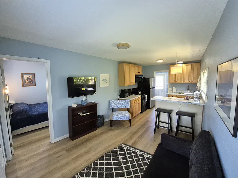 737 Myrtle Ave — Photo 3