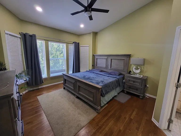 3067 Silverbrook Dr — Photo 11