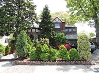 1130 Anderson Ave, Fort Lee, NJ 07024