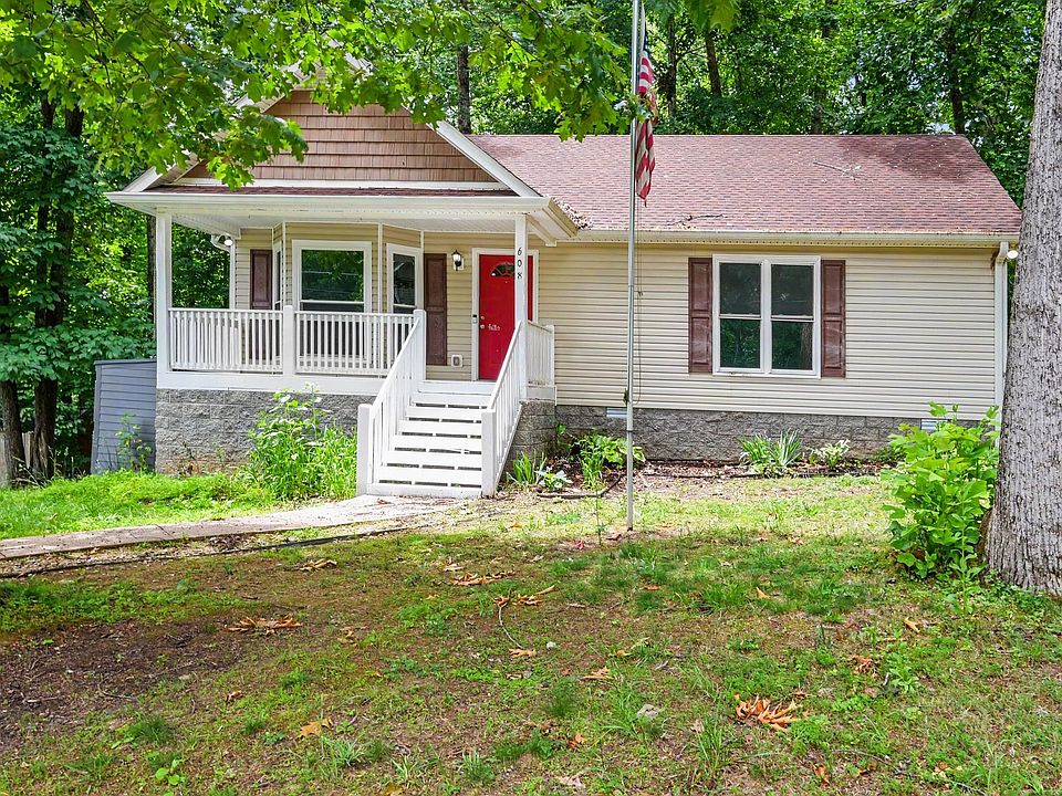 1st image of 608 Evening Shade Dr S