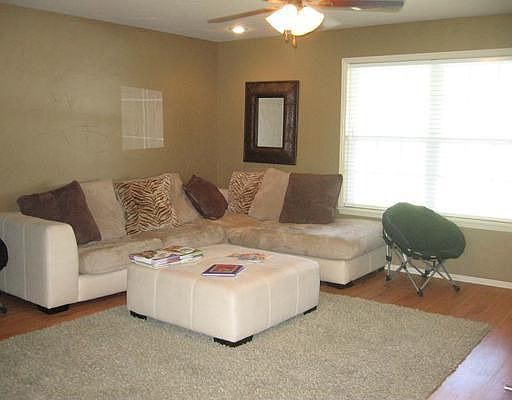 4th image of 3318 Twin Cedars Ln