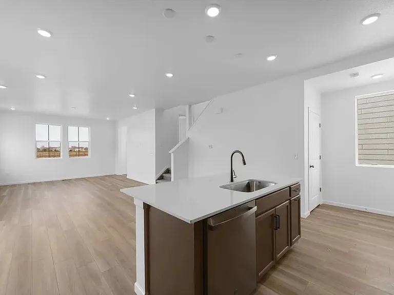 1177 Prospect Aly — Photo 21