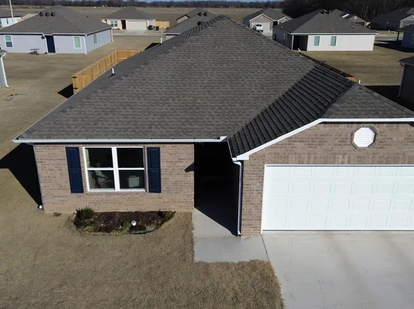 4720 Bosworth St, Jonesboro, AR 72404