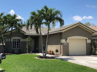 4508 SW 12th Ct, Deerfield Beach, FL 33442