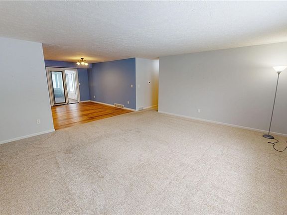 5th image of 3471 Spencer Ln