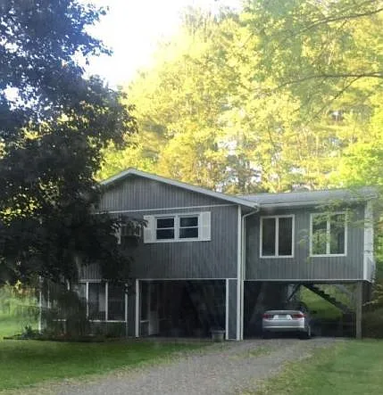 936 Fox Rd photo 1
