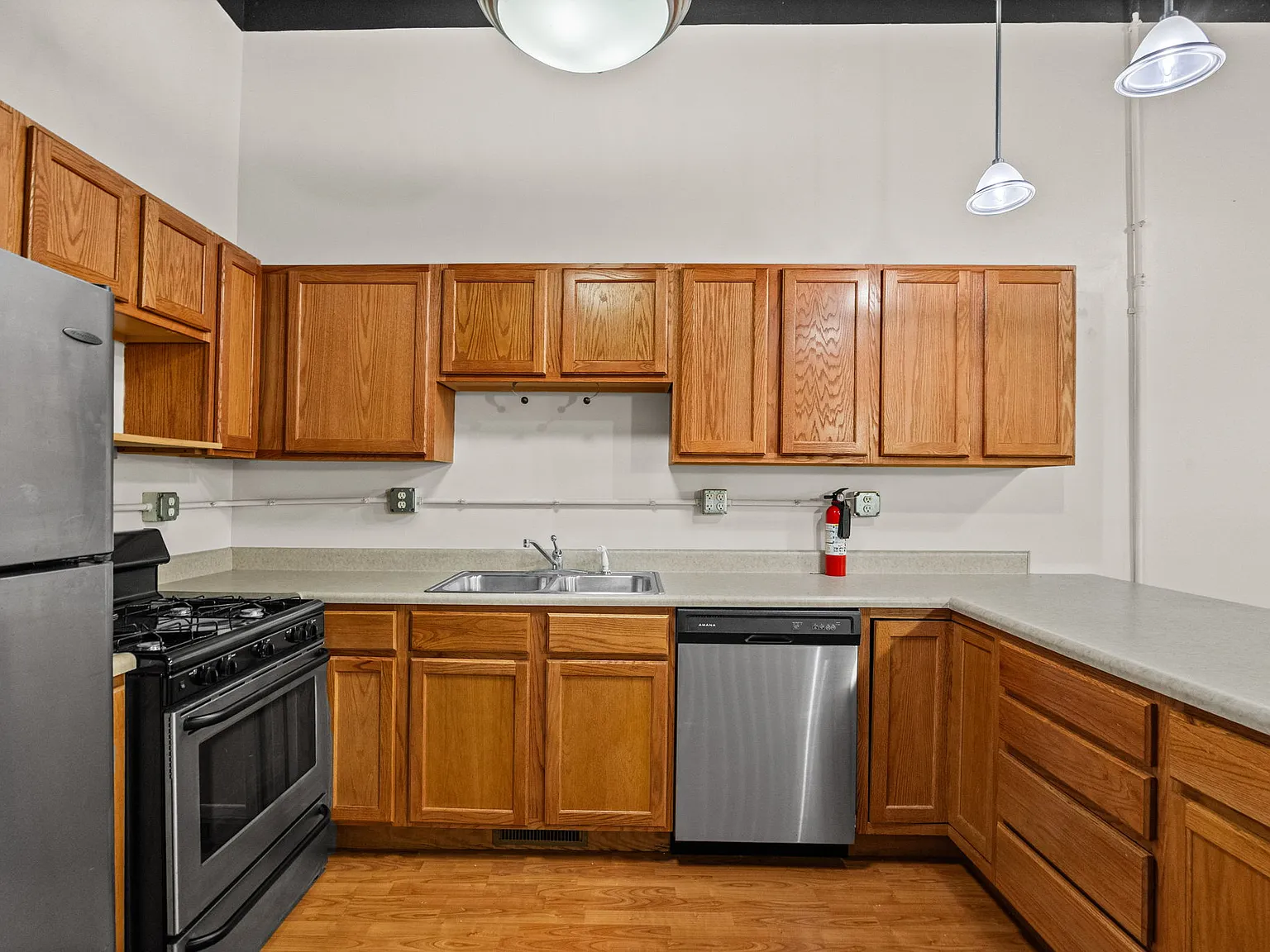 1 bed, 515 sqft, $1,050 — Photo 2