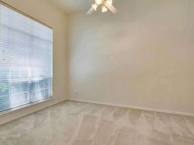 3408 Diamond Point Dr — Photo 2