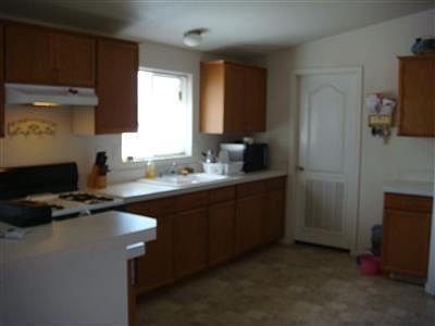 2nd image of 6 Celeste Ct #A