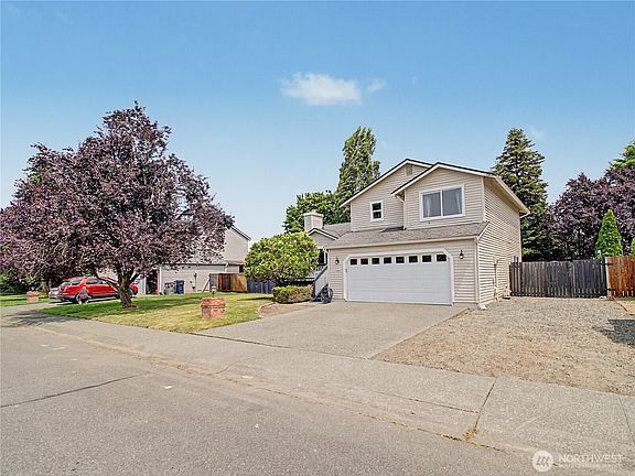 2nd image of 307 Berninger Street