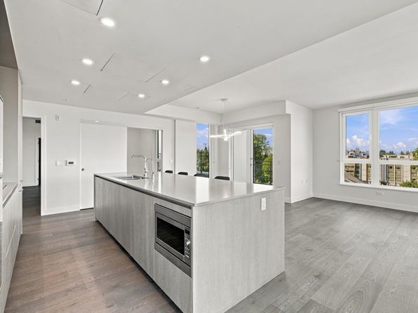 2 bedroom rental in Vancouver — photo 14
