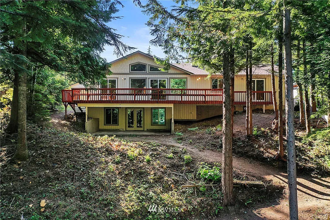 W Lake Walker Dr SE, Enumclaw — Photo 2