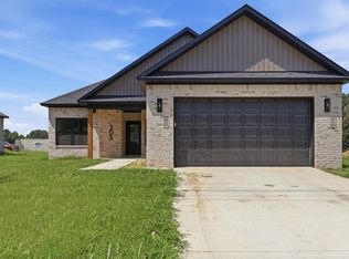 205 E Flordia St, Beebe, AR 72012