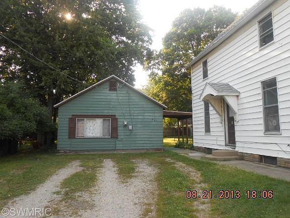 3rd image of 214 S Lincoln Ave