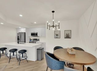 9577 S Hidden Pine Ln, Sandy, UT 84092