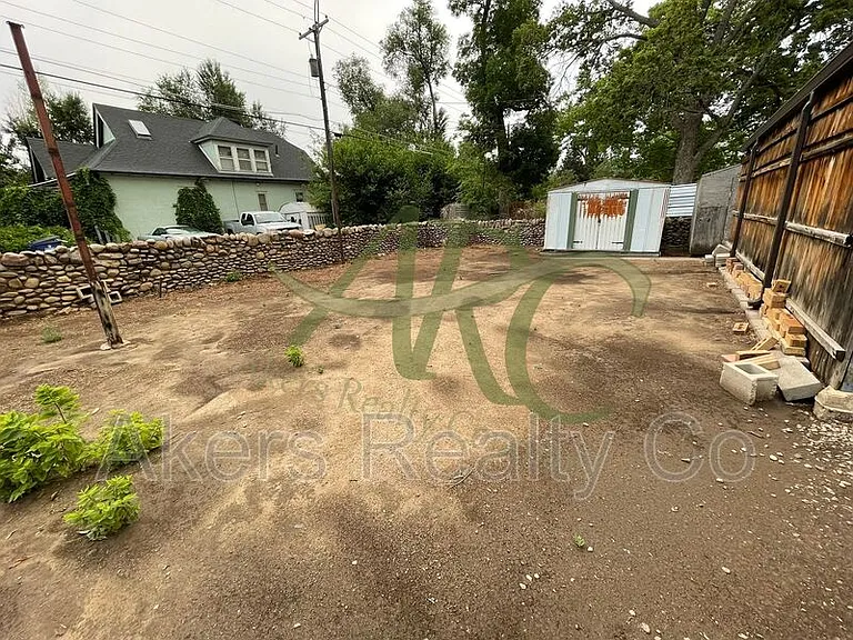 1124 Lake Ave — Photo 13