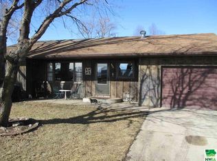 306 E 3rd Ave, Quimby, IA 51049