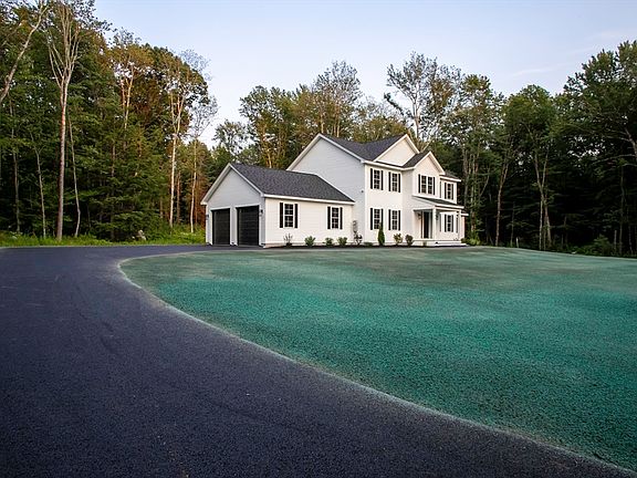 3rd image of 260 Hunt Rd