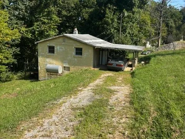 809 Dixie Bend Rd, Burnside, KY 42519