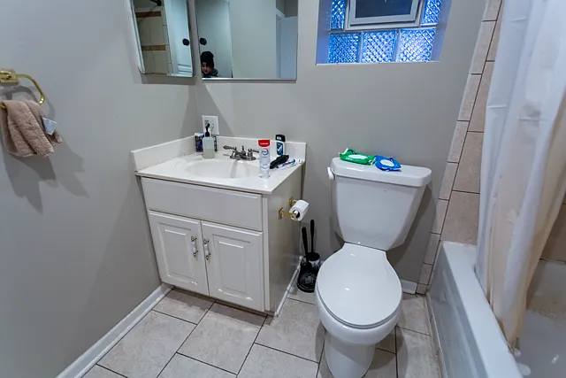 1013 S Laflin St #2 — Photo 12