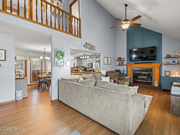 4th image of 2517 Plymouth Rock Dr