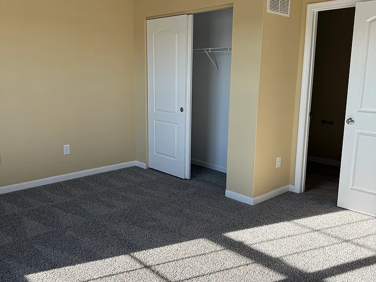 1139 Magnolia Dr — Photo 12