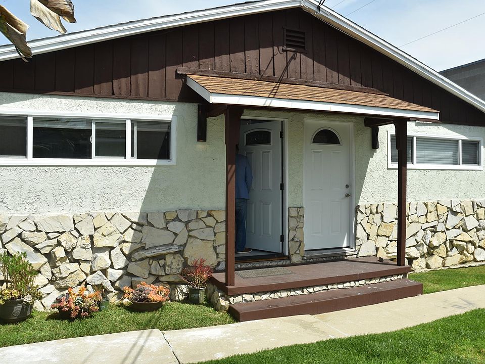 1st image of 4417 W 154th St