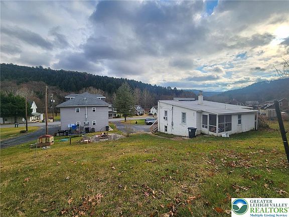 3rd image of 4400 Little Gap Rd