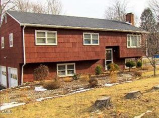 5 Ballfield Rd, Bethel, CT 06801