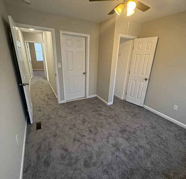 1207 James St — Photo 12