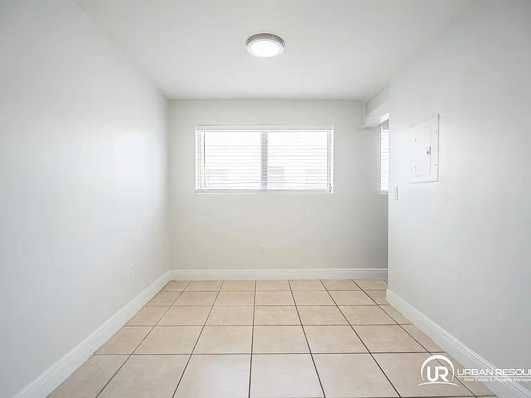 7931 East Dr #201 — Photo 15