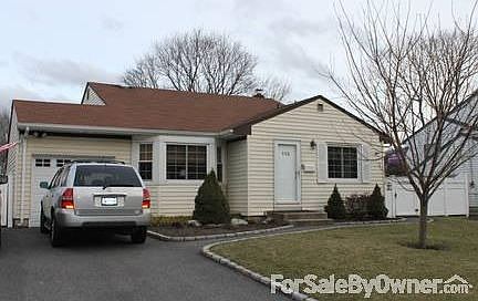 2nd image of 113 1st Ave