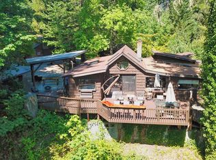 190 Pickett Creek Rd, Grants Pass, OR 97527