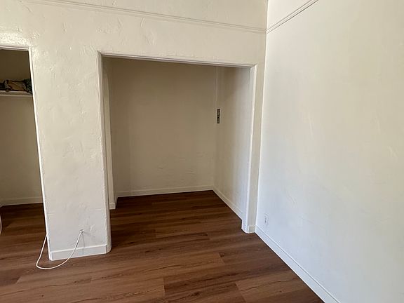 2nd image of 2300 Bellevue Ave APT 6